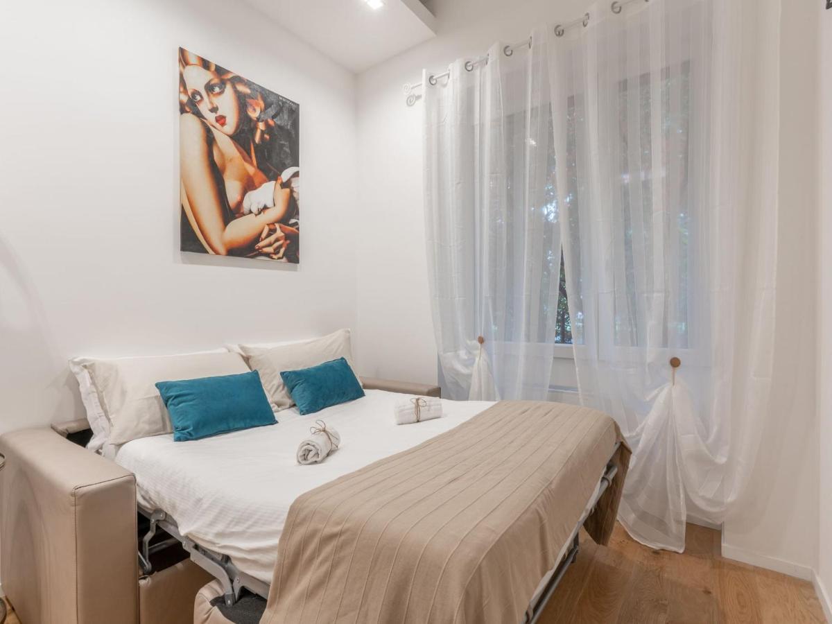 The Best Rent - Gorgeous One-Bedroom Apartment In Ticinese Milano Eksteriør billede