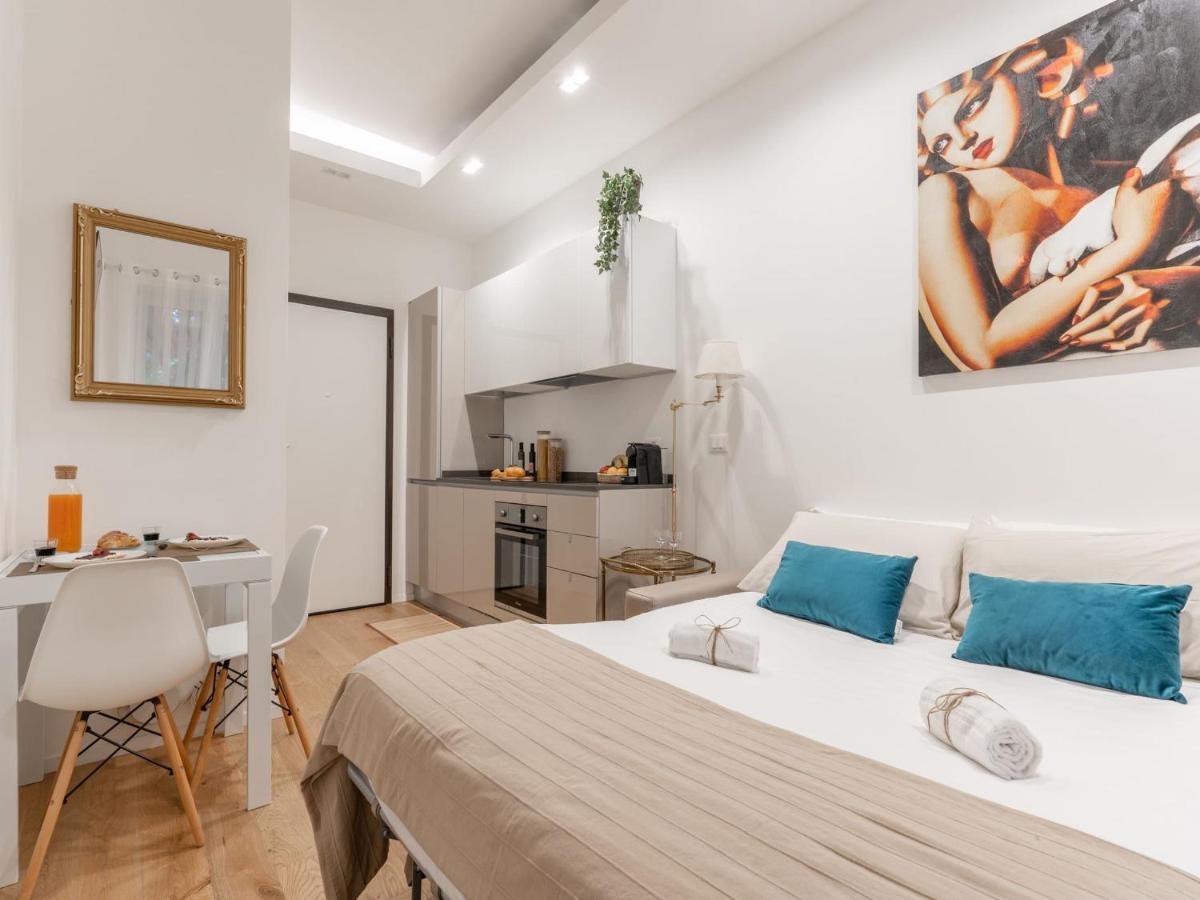 The Best Rent - Gorgeous One-Bedroom Apartment In Ticinese Milano Eksteriør billede