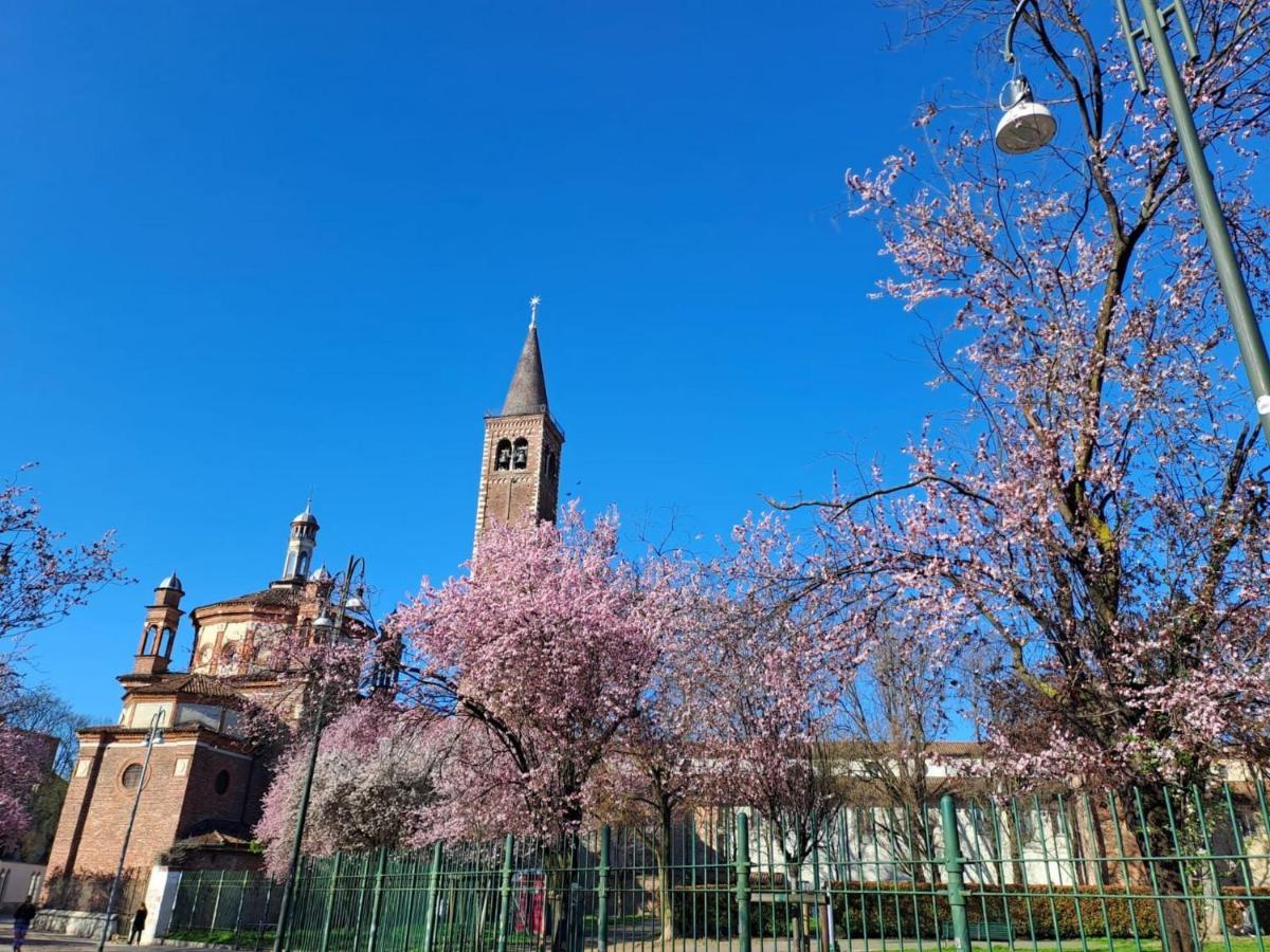 The Best Rent - Gorgeous One-Bedroom Apartment In Ticinese Milano Eksteriør billede